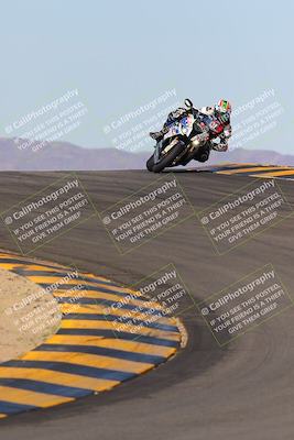 media/Dec-18-2022-SoCal Trackdays (Sun) [[8099a50955]]/Turns 9 and 10 Set 2 (1055am)/